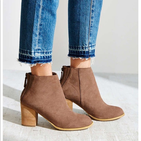 Urban Outfitter Boots Sz 8 - Picture 2 of 6